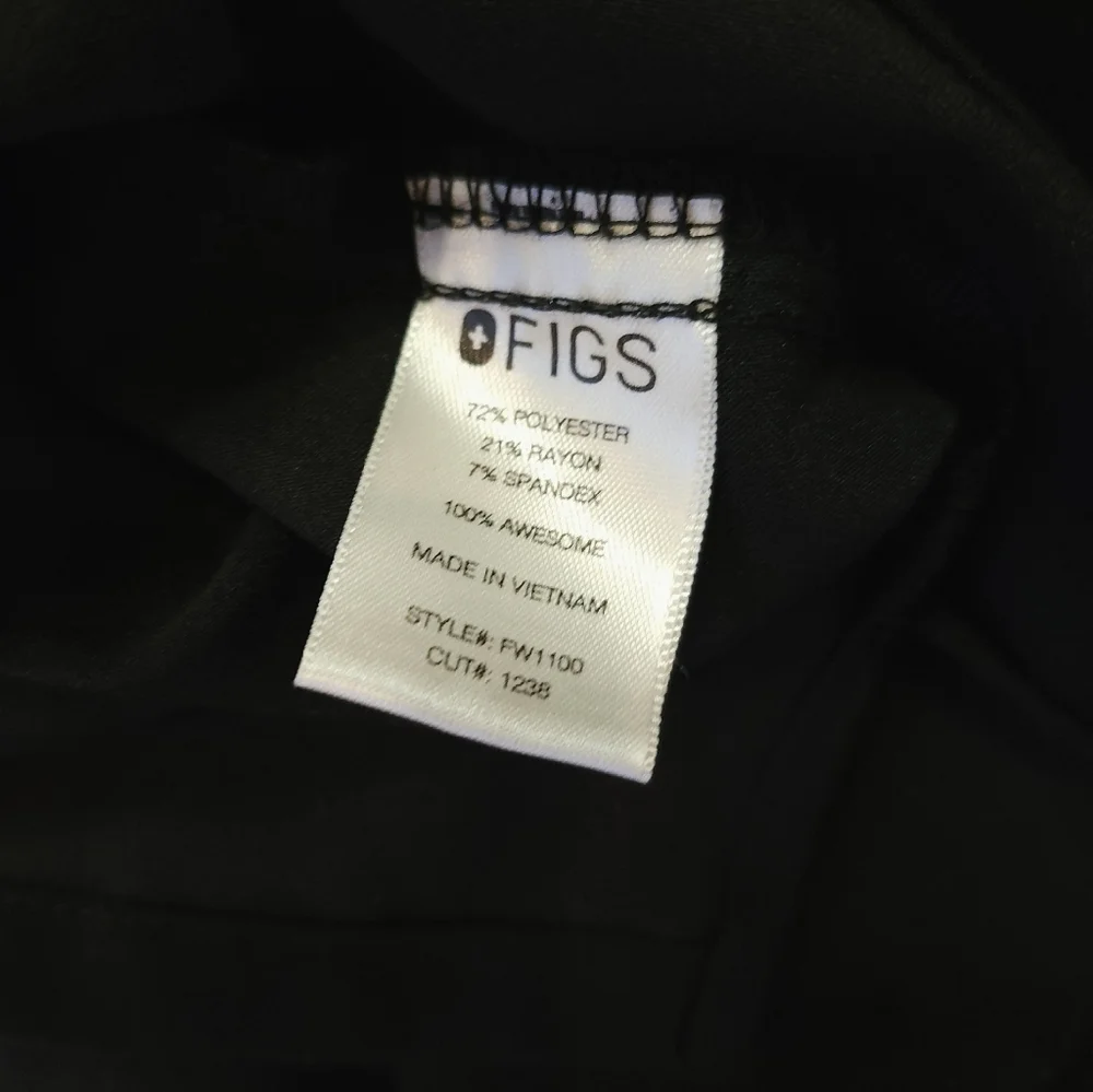 Figs Womens Scrub set Kade Pants Size M/ P Casma Top Size S Black - Picture 10 of 10